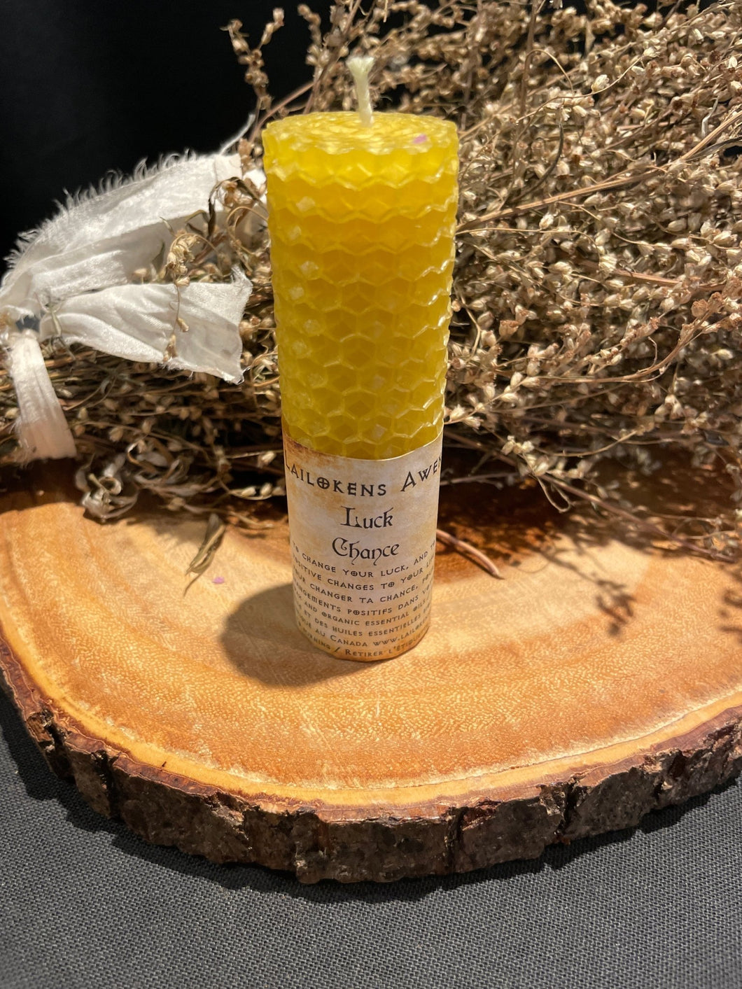 Luck Beeswax Candle - Lailokens Arwen - Witch Chest