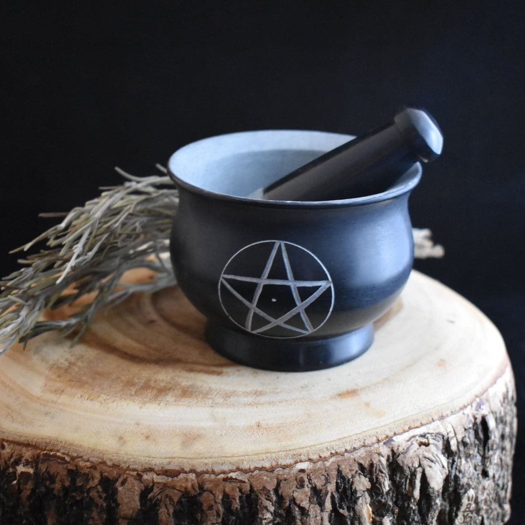 Medium Black Soapstone Mortar & Pestle With Pentacle - Witch Chest